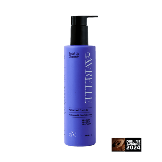 منظف ​​فروة الرأس المتراكم من أفريل